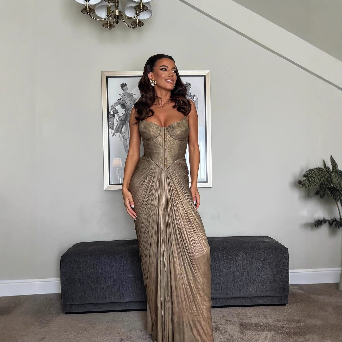 European And American Pleated Gold-stamped Lace-up Dress