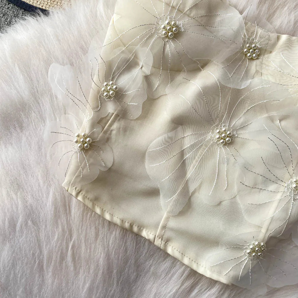 Embellished Short Crop Top Women's Vest with Chest Pad 3D Flower Decoration Slimming Effect Summer Fashion