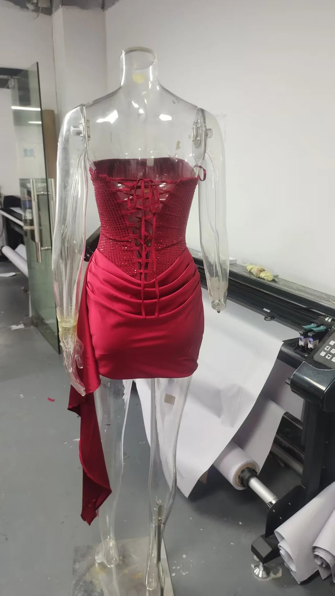 Suninheart Luxury Elegant Strapless Dress Corset Vestidos Sexy Red Satin Draped Dress Mini Women Wedding Cocktail Party Dresses