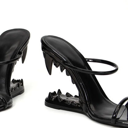 2026 Big Gold Chain Peep Toe Tiger Teeth Heel Sandals 2024 New Fashion Silvery Beach Party Outdoors Women's Slippers Size 35-43