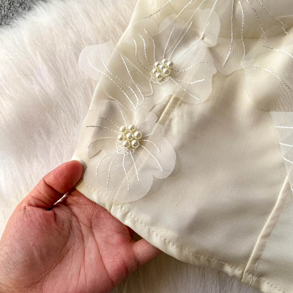 Embellished Short Crop Top Women's Vest with Chest Pad 3D Flower Decoration Slimming Effect Summer Fashion