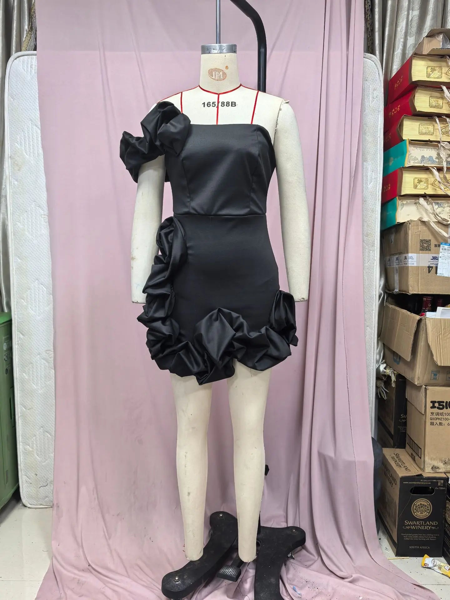 2025 Dress Women Female Clothing Fashion Elegant Evening Party New Women's Dress Waist Dress One Shoulder Tube Top Hip Skirt