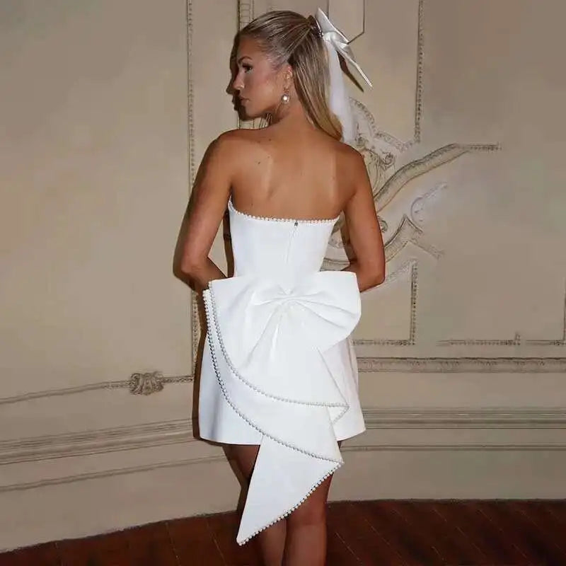 Avrilyaan Bow Pearl Short Backless Sleeveless Sexy Dress Women Elegant Party Dress Strapless Bodycon Mini Summer Dress Vestidos