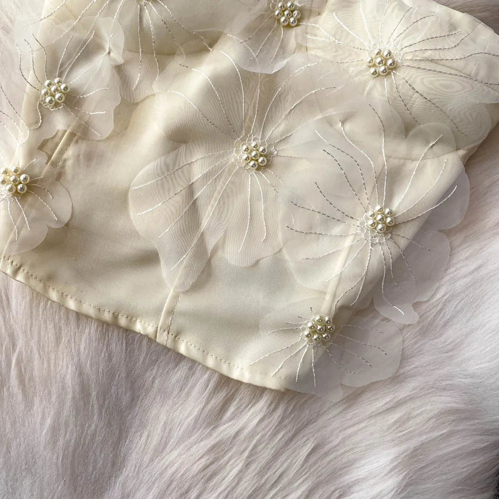 Embellished Short Crop Top Women's Vest with Chest Pad 3D Flower Decoration Slimming Effect Summer Fashion