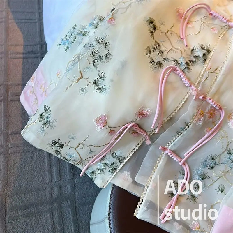 Outerwears Women Jacket Chinese Style Jacket National Wind Embroidery Jacquard Buckle Sunscreen Cardigan Female Summer Thin Coat