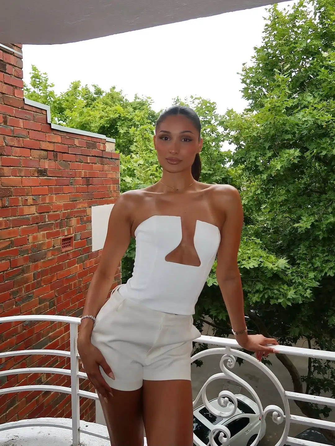 Women Sexy Solid Strapless Cutout Tube Vest Hollow Out High Neck Fitted Crop Camisole 2026 Lady Party Date Night Streetwear Top