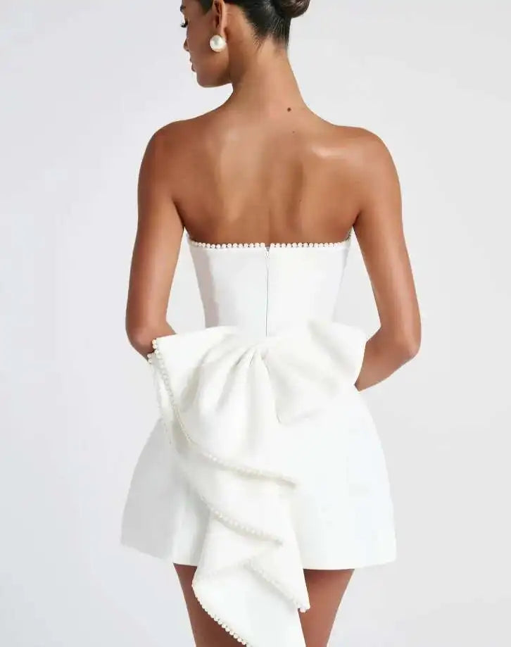 Avrilyaan Bow Pearl Short Backless Sleeveless Sexy Dress Women Elegant Party Dress Strapless Bodycon Mini Summer Dress Vestidos