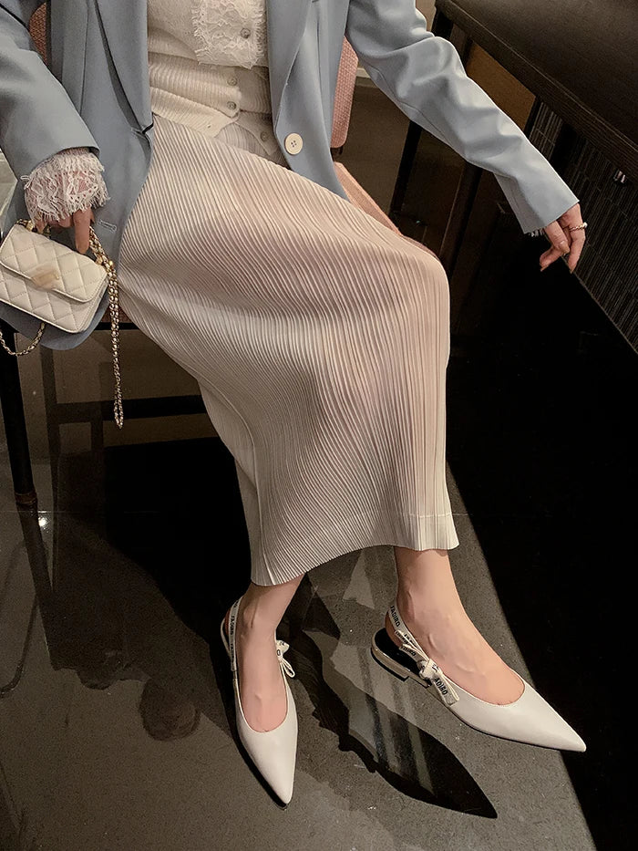 New Summer Low Block Heel Suede Pointed Toe Low-Cut Flats with Letter Back Strap Closed-Toe Sandals