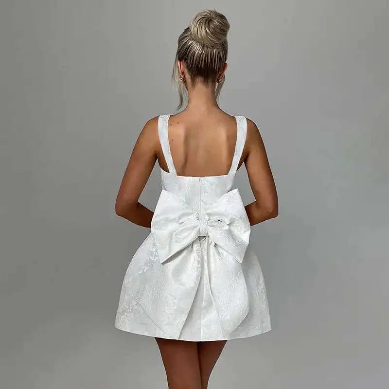 Avrilyaan Bow Spaghetti Strap Backless Sexy A-line Dress Women Strapless Party Dress Elegant Bodycon Mini Summer Dress Vestidos