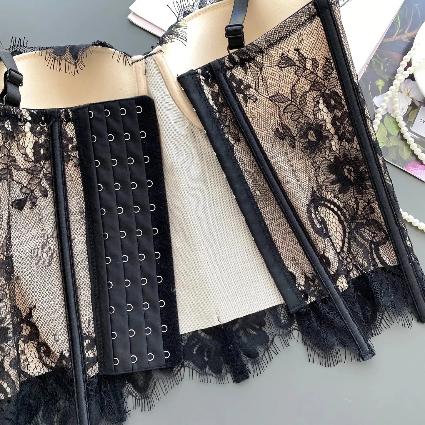 Floral Lace Lady Bustier Elegant Shaping Sexy Lace Women Corset Girls Slim Evening Wear Crops Lady Short Sweet Body Shaper Top