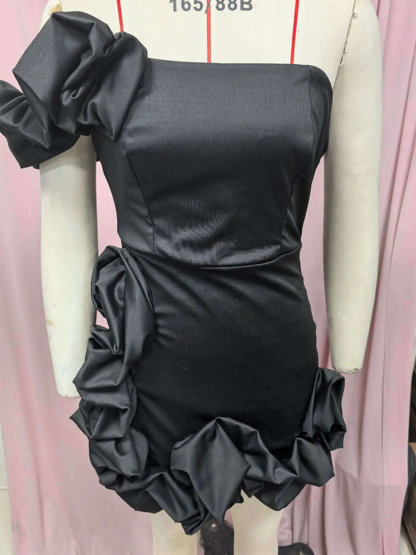 2025 Dress Women Female Clothing Fashion Elegant Evening Party New Women's Dress Waist Dress One Shoulder Tube Top Hip Skirt