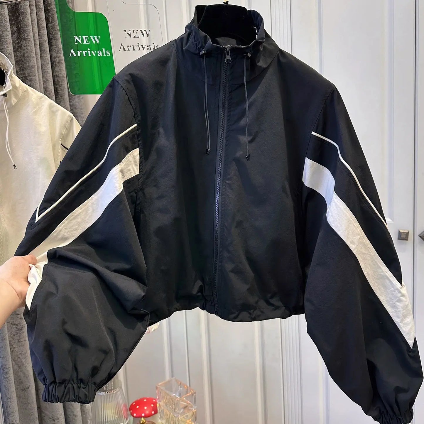 American retro drawstring black and white contrast stitching coat women's autumn new loose leisure sports baseball uniform